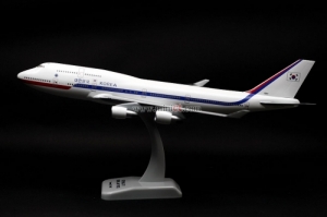 타임세일 한정수량 1:200 모형비행기 미니어처 키덜트 수집 Boeing 747-400 대한민국 대통령 전용기 Code 1