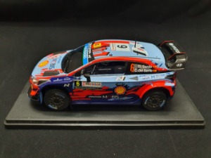 ixo 1:24 현대 i20 WRC 2019
