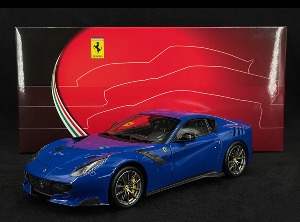 1:18  Ferrari F12 TDF, azzurro dino blue 풀오픈 다이캐스트 모델
