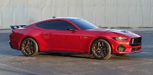 선주문 1:18  GT433 FORD MUSTANG GT 2024 RAPID RED 자동차 다이캐스트 모형 수집용