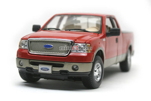 1:18 FORD F-150 2006  