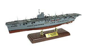 1:700 scale British HMS Ark Royal 91 aircraft carrier Operations off Norway 1942
