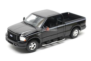 1:18 FORD F-350 2004